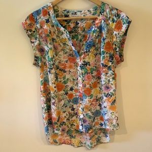 Cap sleeve floral blouse